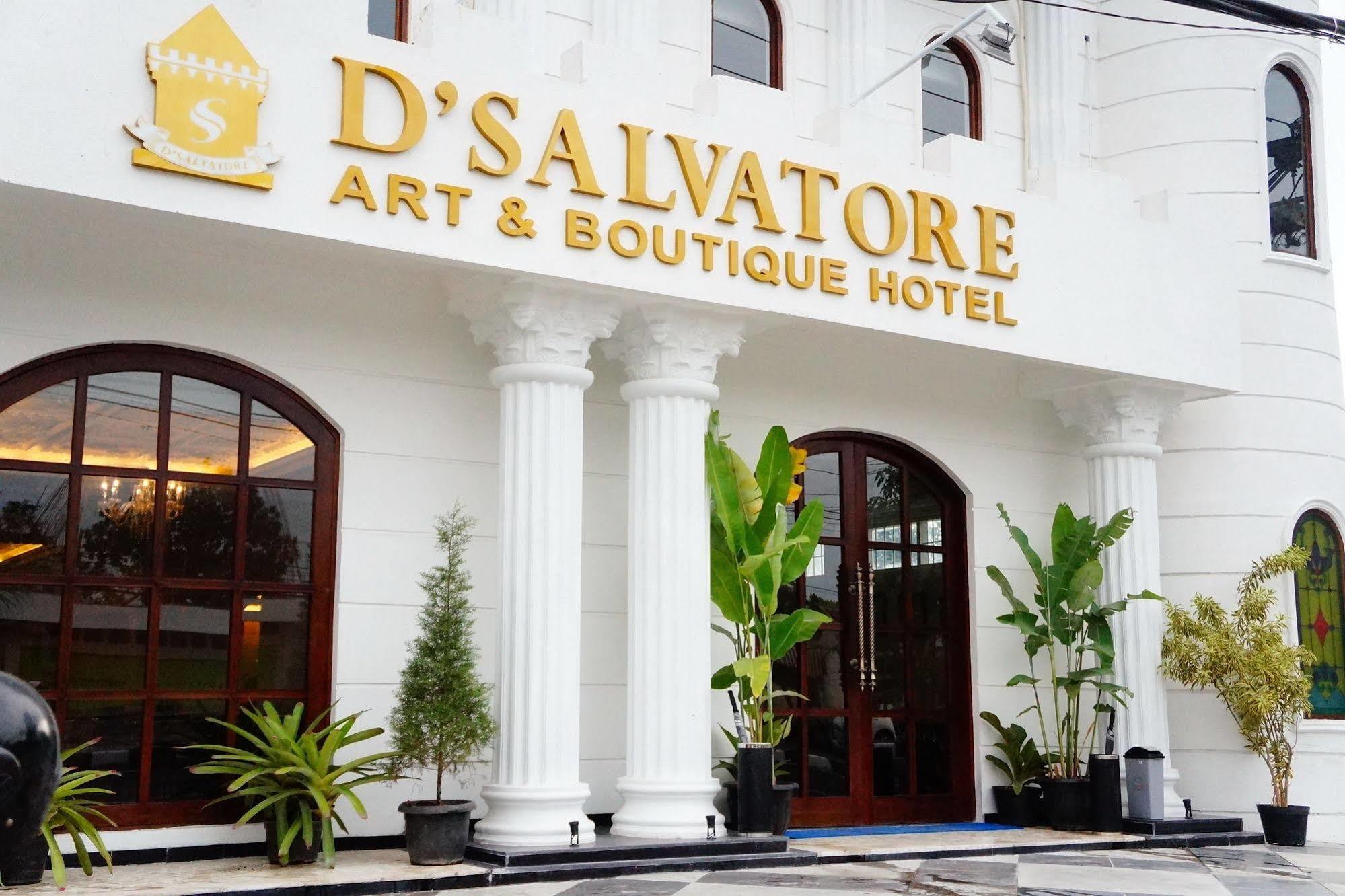 D'Salvatore Boutique Hotel Yogyakarta Maguwo Exterior foto